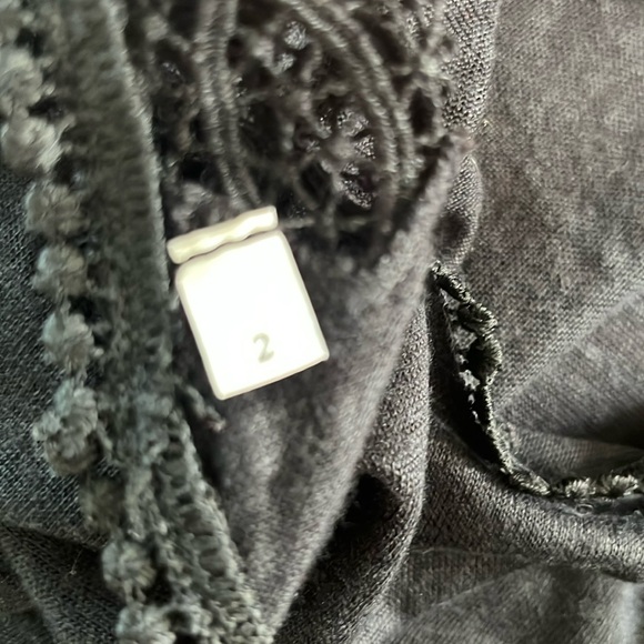 Sandro scoopback linen and lace tee black FR size 2 - Picture 4 of 5